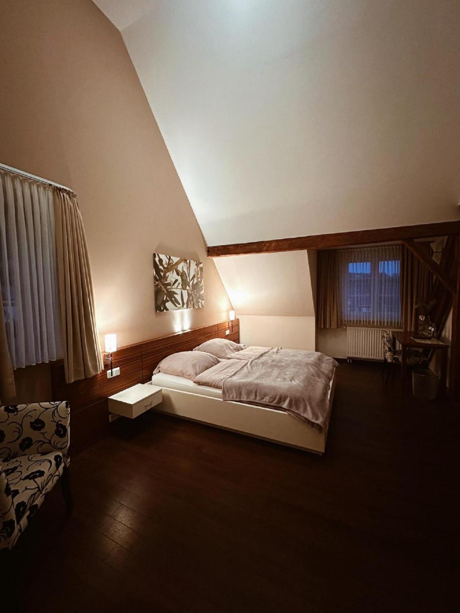Отель Gasthaus Lindenhof Мюх Экстерьер фото